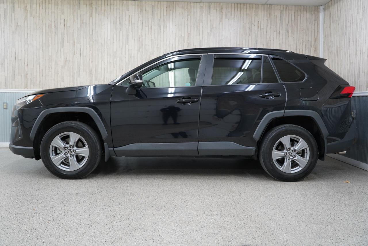 Toyota RAV4 XLE AWD (Natl) 2022