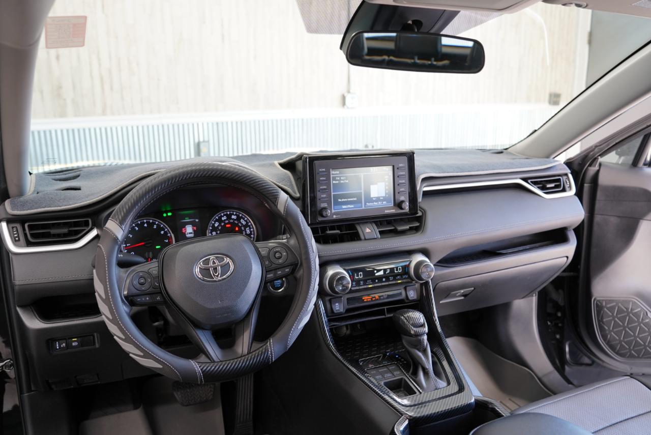 Toyota RAV4 XLE AWD (Natl) 2022