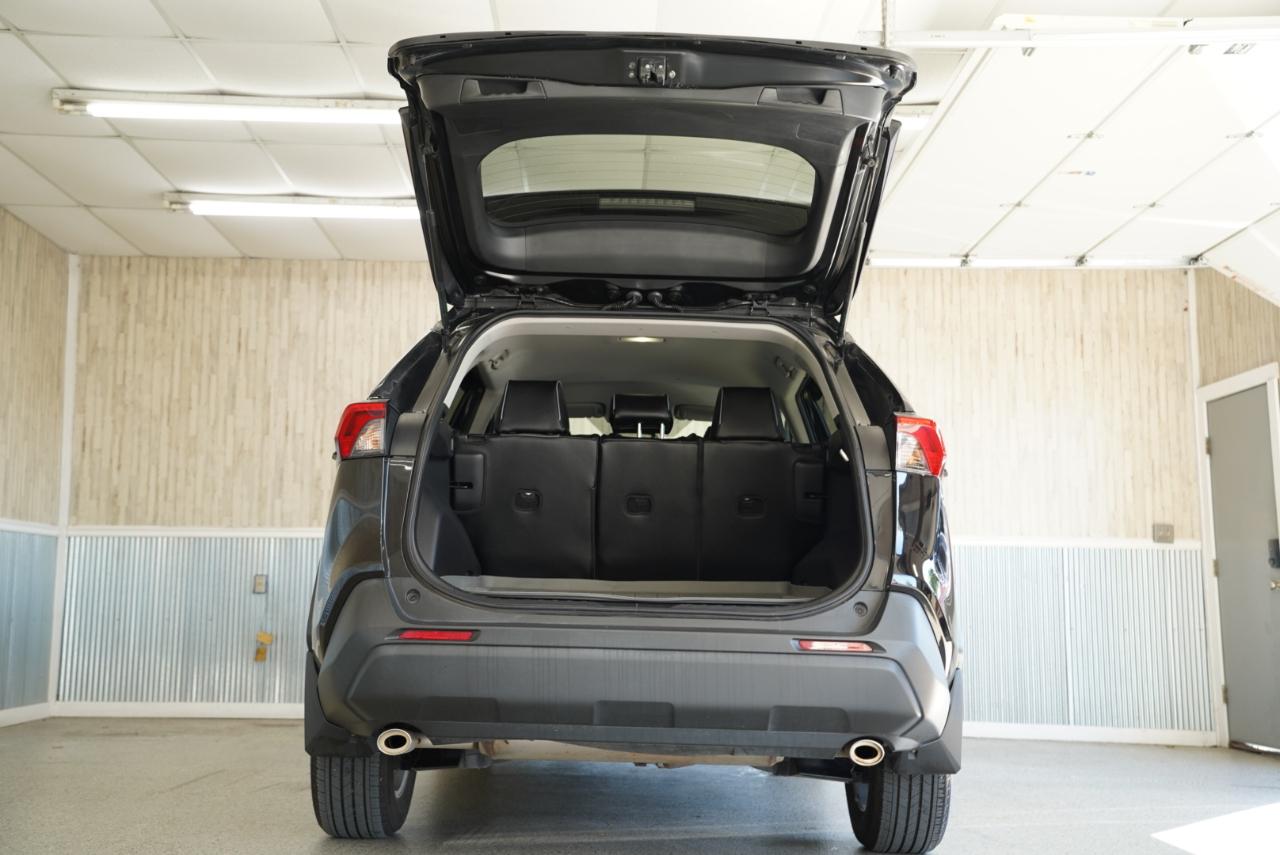Toyota RAV4 XLE AWD (Natl) 2022