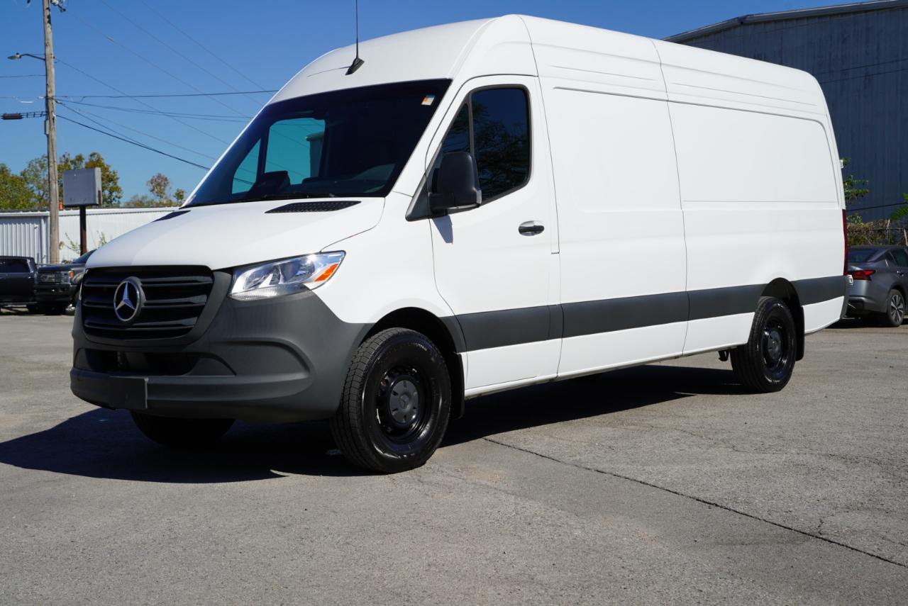 Mercedes-Benz Sprinter Cargo Van 2500 High Roof I4 Diesel 170" RWD 2025