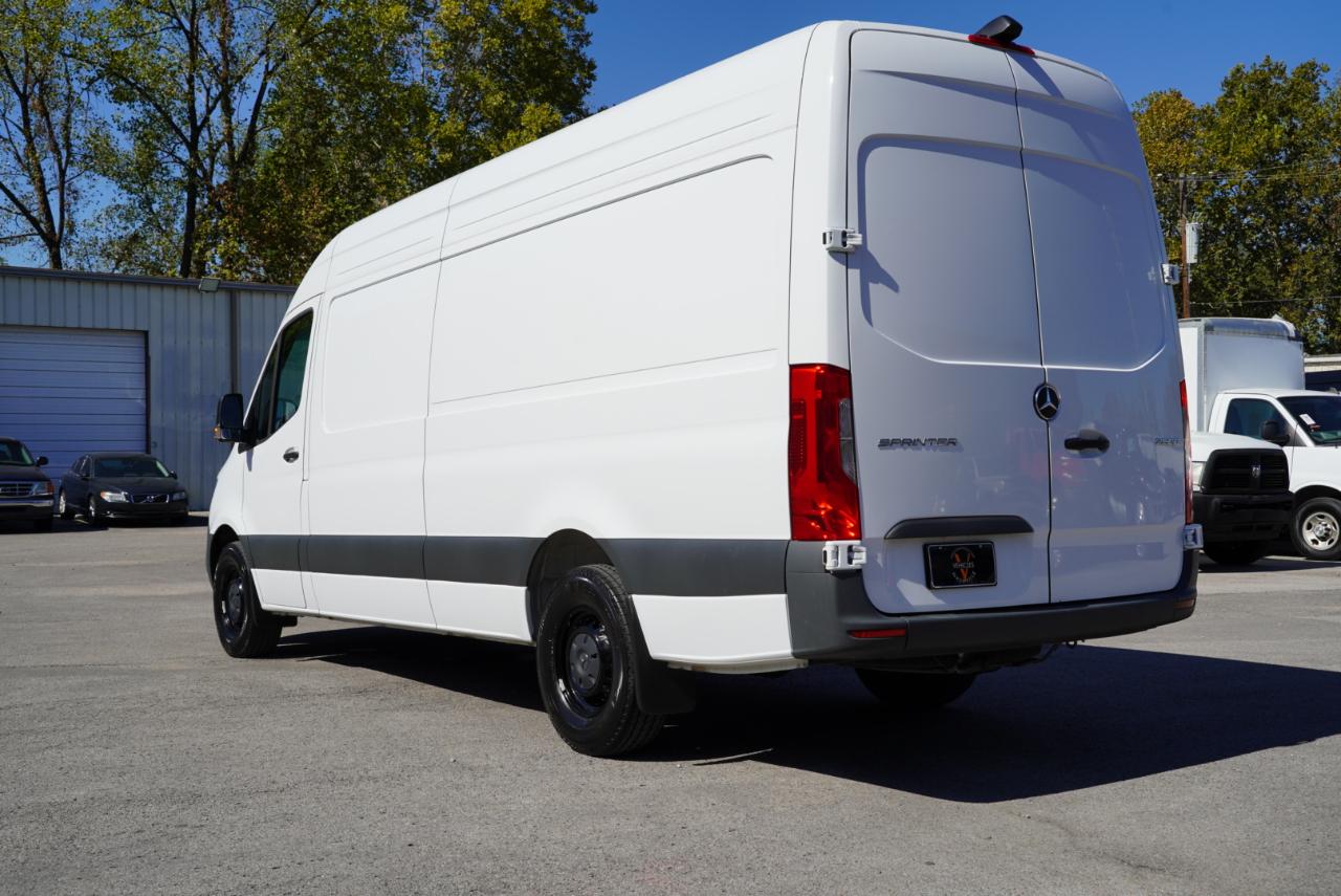 Mercedes-Benz Sprinter Cargo Van 2500 High Roof I4 Diesel 170" RWD 2025