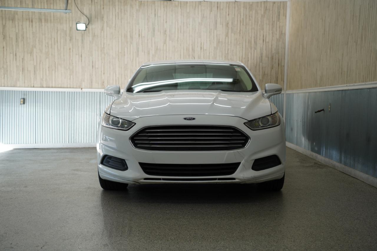 Ford Fusion 4dr Sdn SE FWD 2016