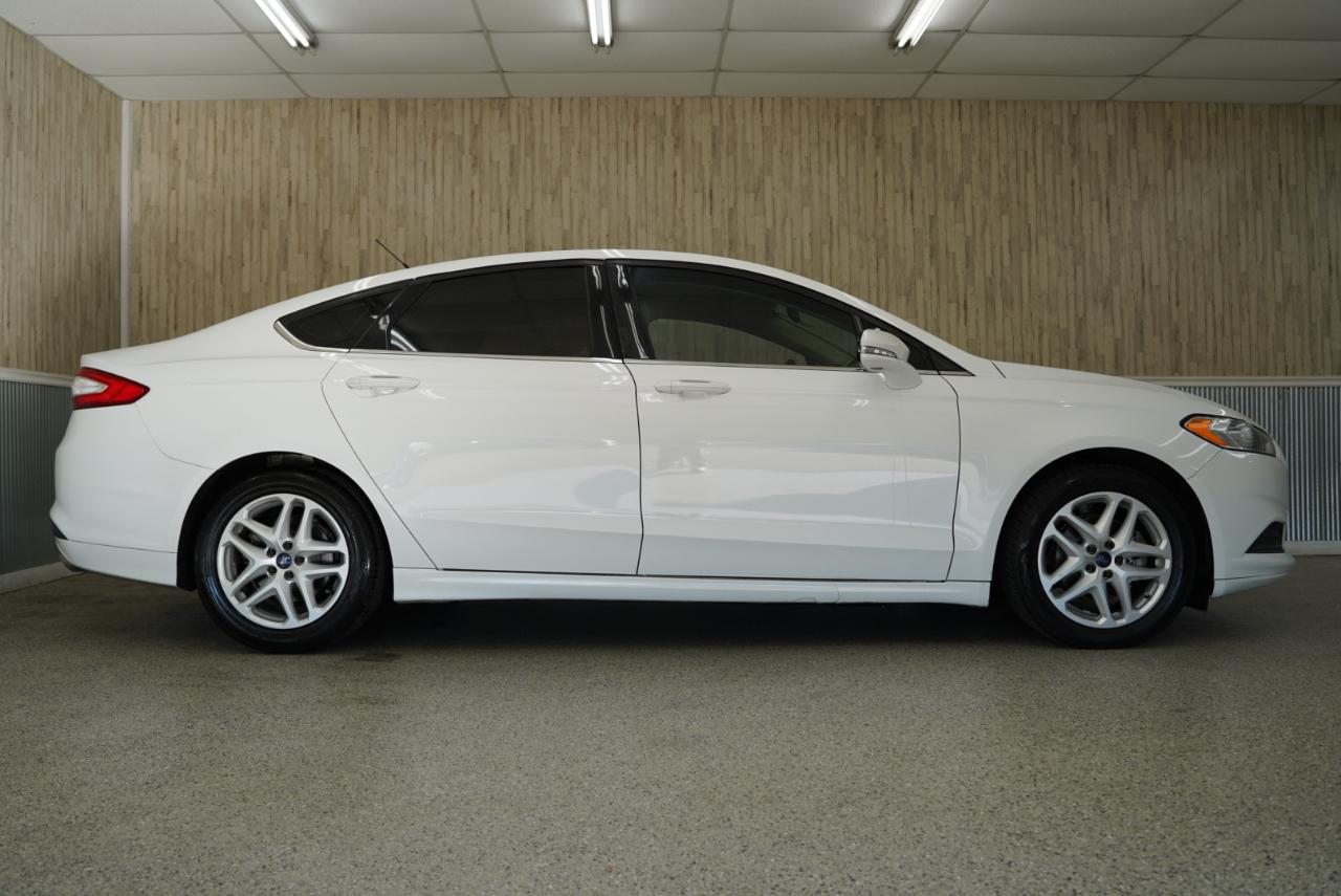 Ford Fusion 4dr Sdn SE FWD 2016