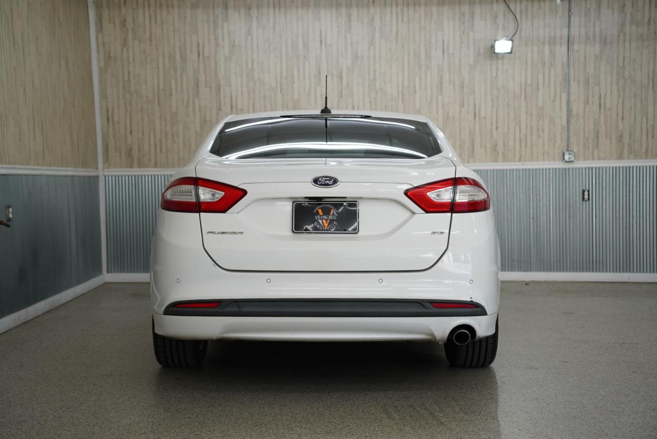 Ford Fusion 4dr Sdn SE FWD 2016