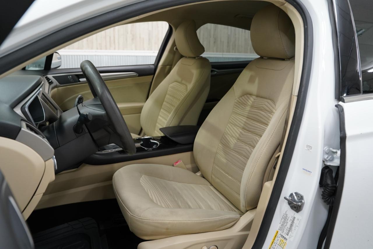 Ford Fusion 4dr Sdn SE FWD 2016