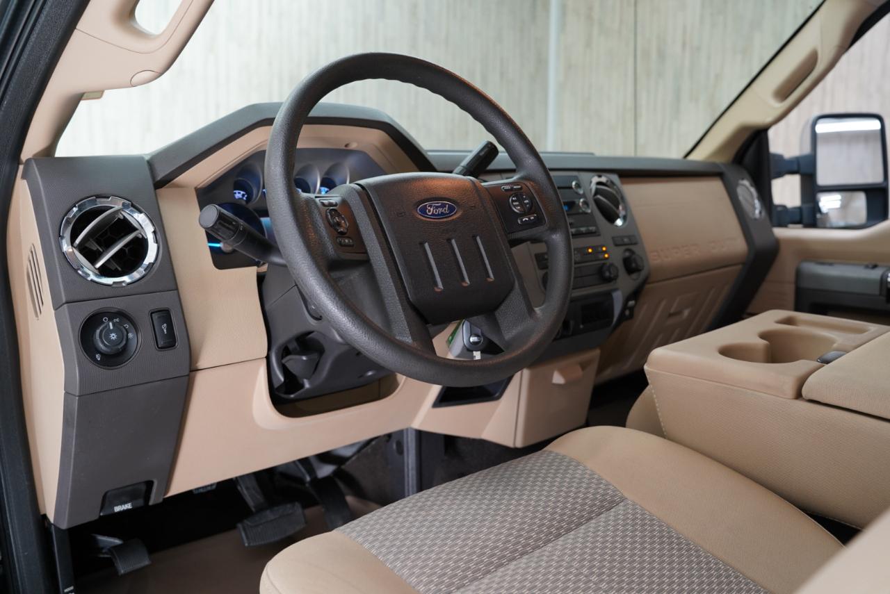 Ford Super Duty F-250 SRW  2011