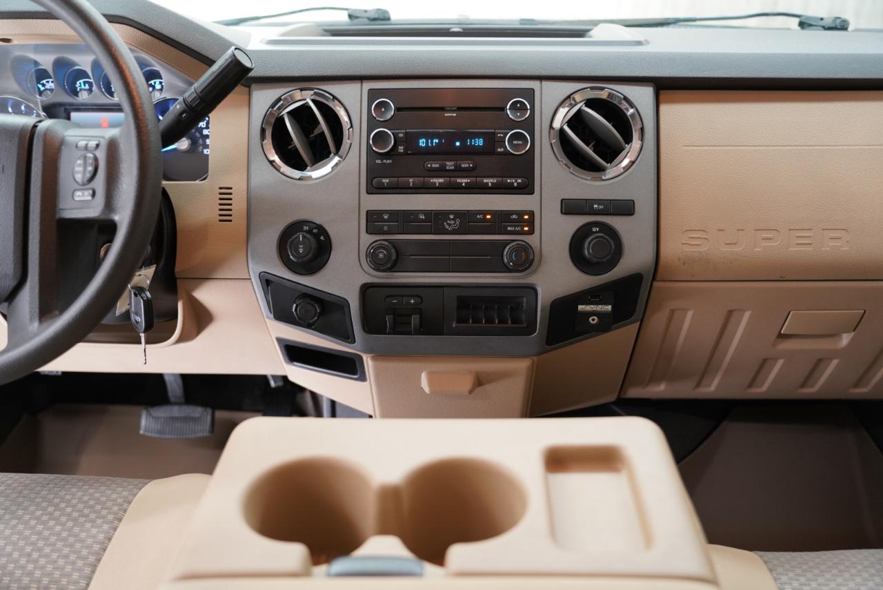 Ford Super Duty F-250 SRW  2011