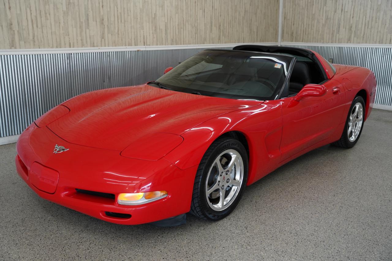 Chevrolet Corvette 2dr Cpe 2003