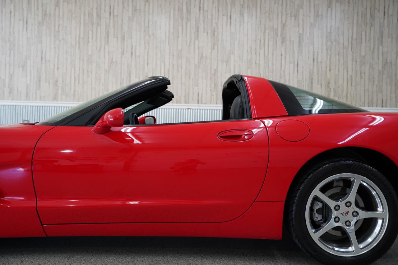 Chevrolet Corvette 2dr Cpe 2003