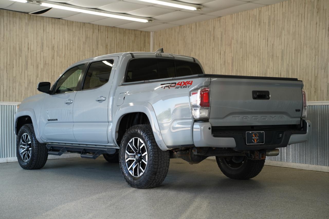 Toyota Tacoma 4WD  2021