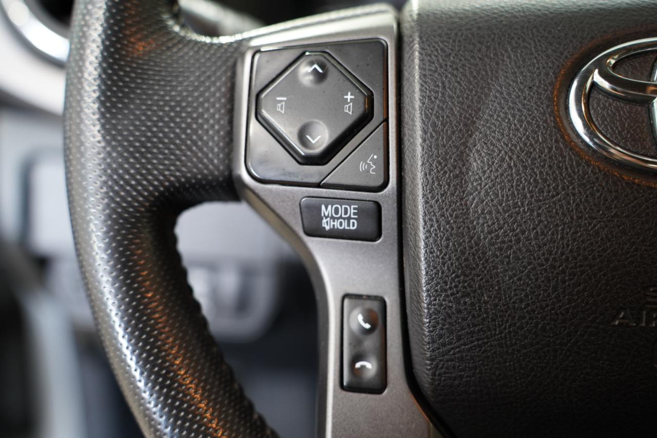 Toyota Tacoma 4WD  2021