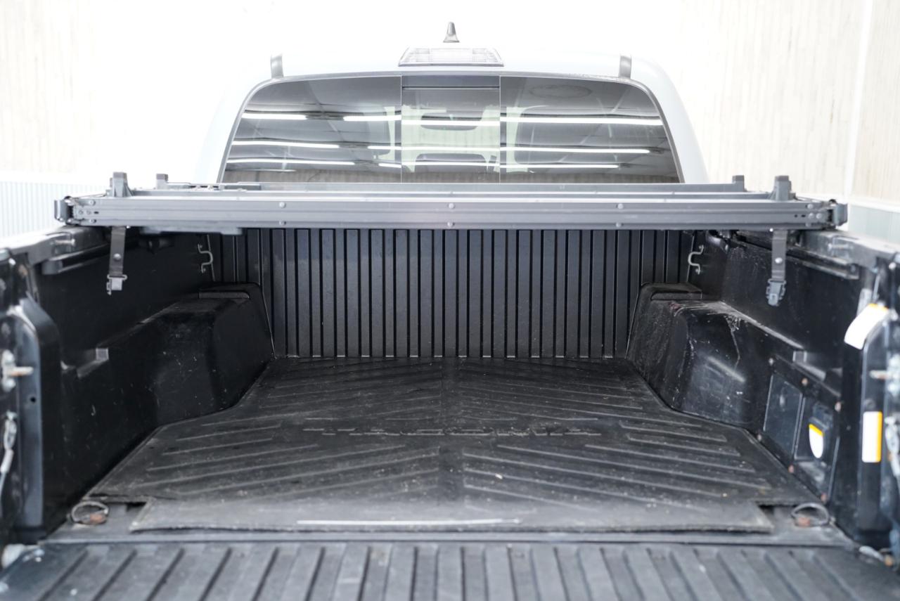 Toyota Tacoma 4WD  2021