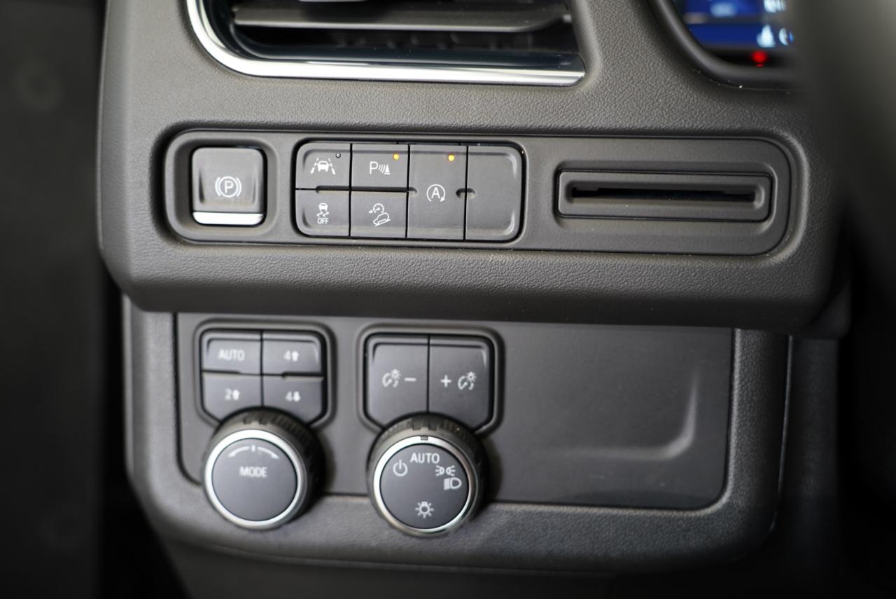 Chevrolet Tahoe 4WD 4dr Z71 2023