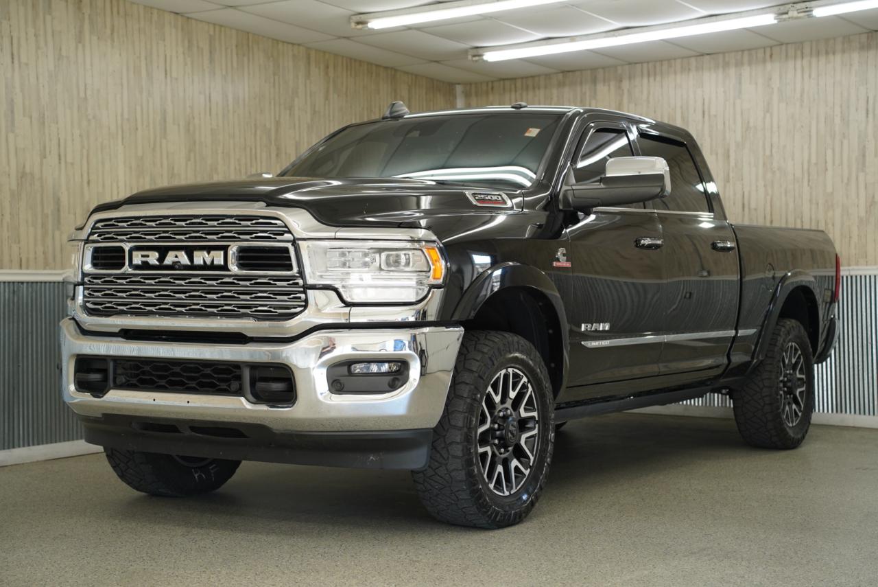 RAM 2500 Limited 4x4 Crew Cab 6'4" Box 2022