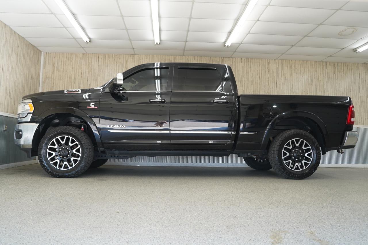 RAM 2500 Limited 4x4 Crew Cab 6'4" Box 2022