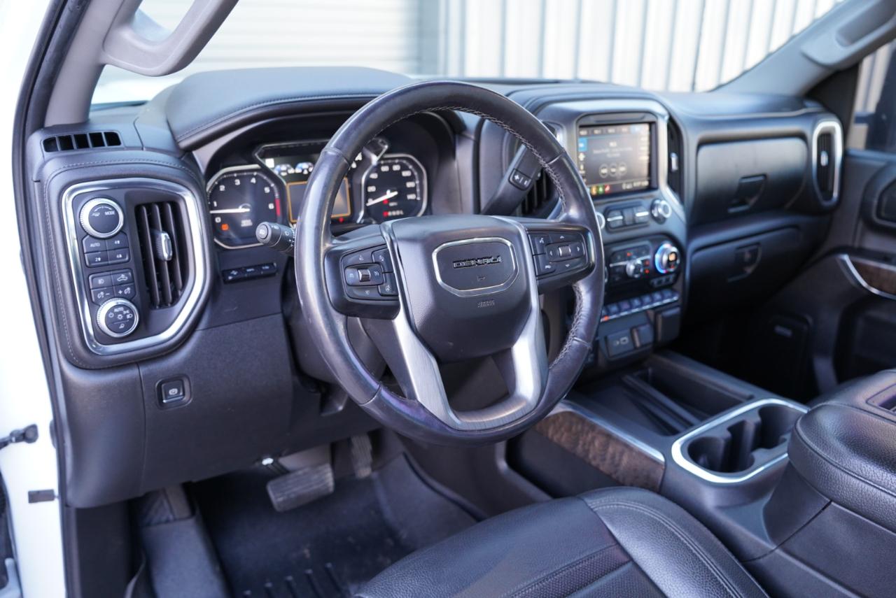 GMC Sierra 2500HD 4WD Crew Cab 159" Denali 2020