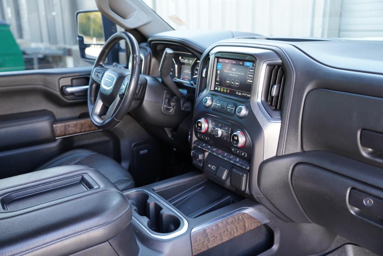 GMC Sierra 2500HD 4WD Crew Cab 159" Denali 2020