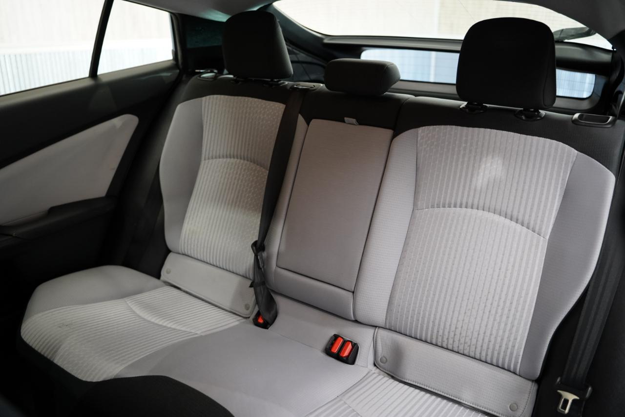 Toyota Prius Three Touring (Natl) 2017