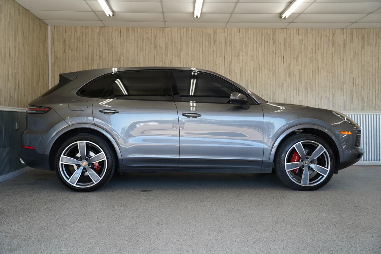 Porsche Cayenne AWD 2019