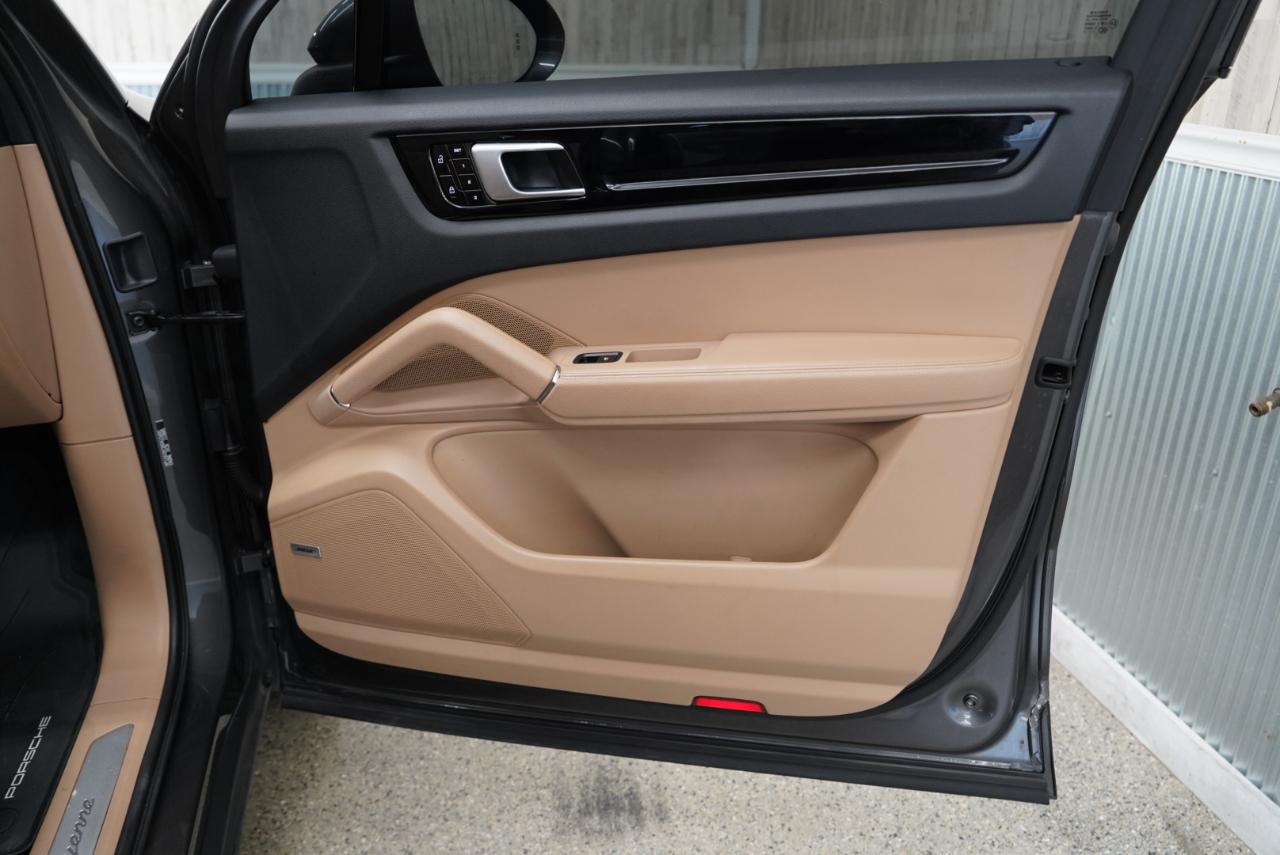 Porsche Cayenne AWD 2019