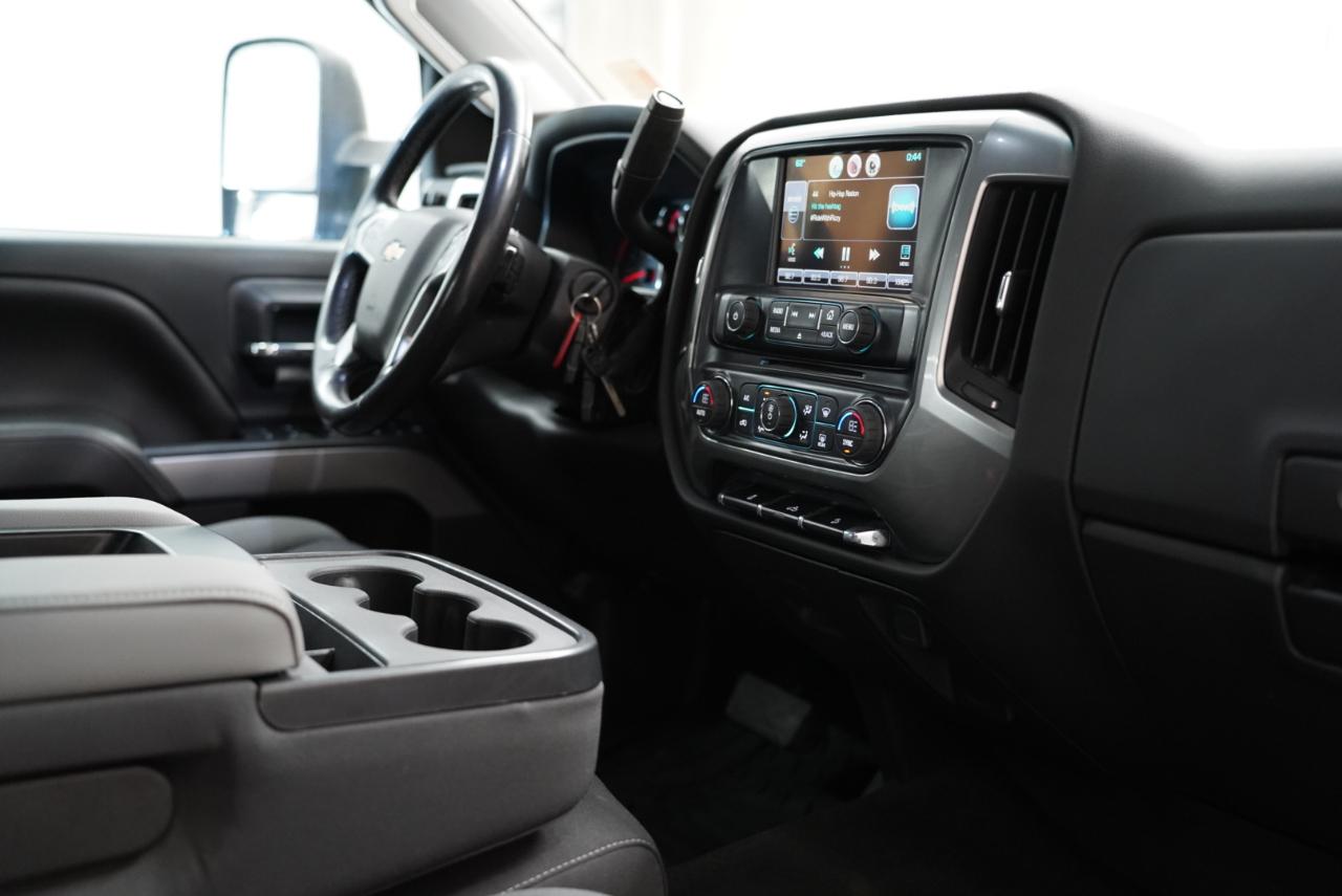 Chevrolet Silverado 3500HD 4WD Crew Cab 153.7" LT 2015