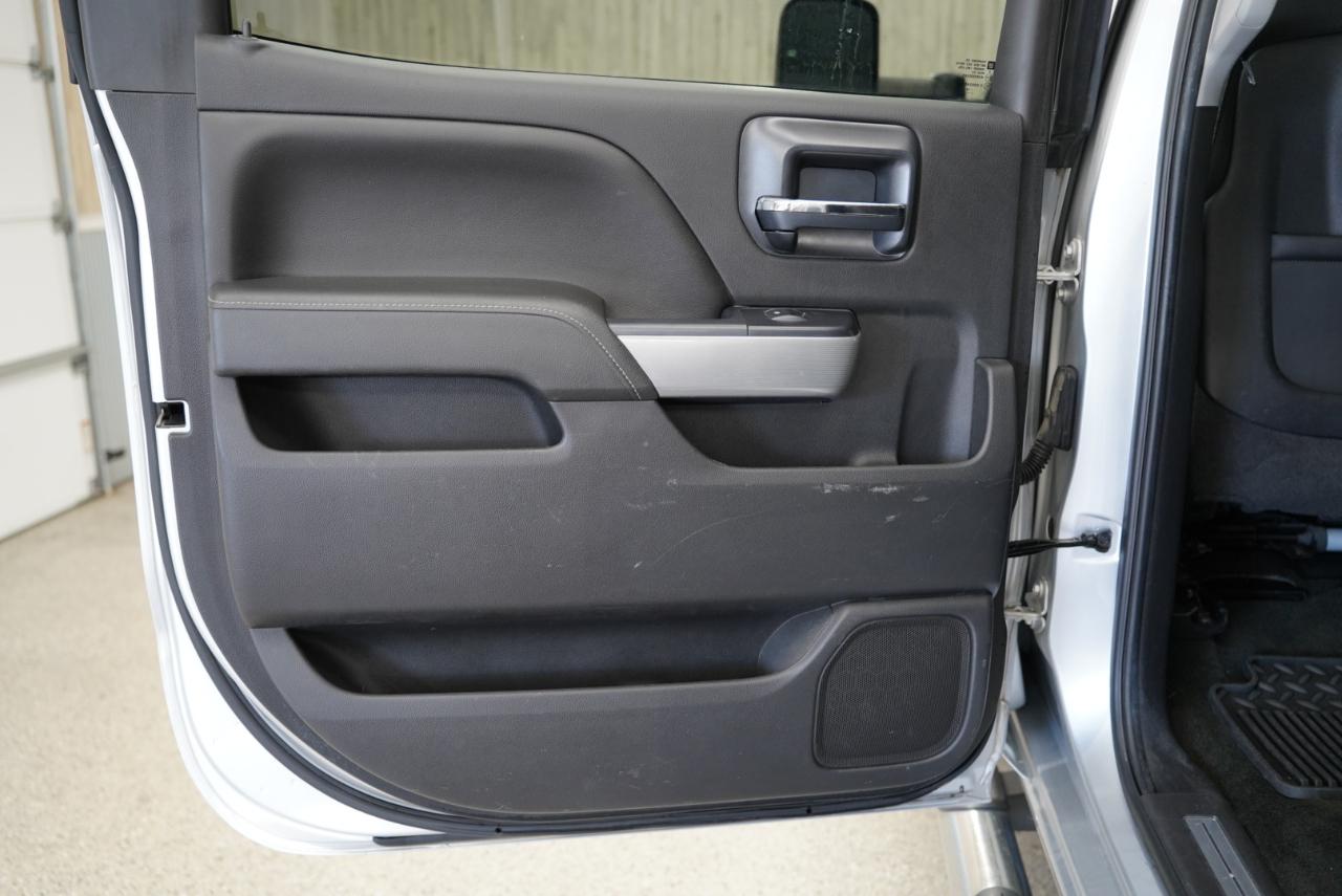 Chevrolet Silverado 3500HD 4WD Crew Cab 153.7" LT 2015
