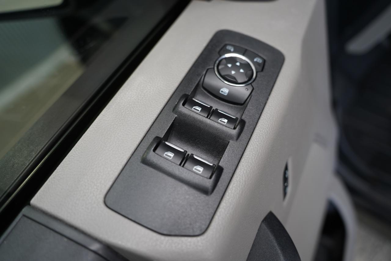 Ford F-150 2WD SuperCrew 157" XL 2016