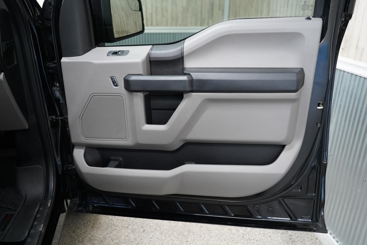 Ford F-150 2WD SuperCrew 157" XL 2016