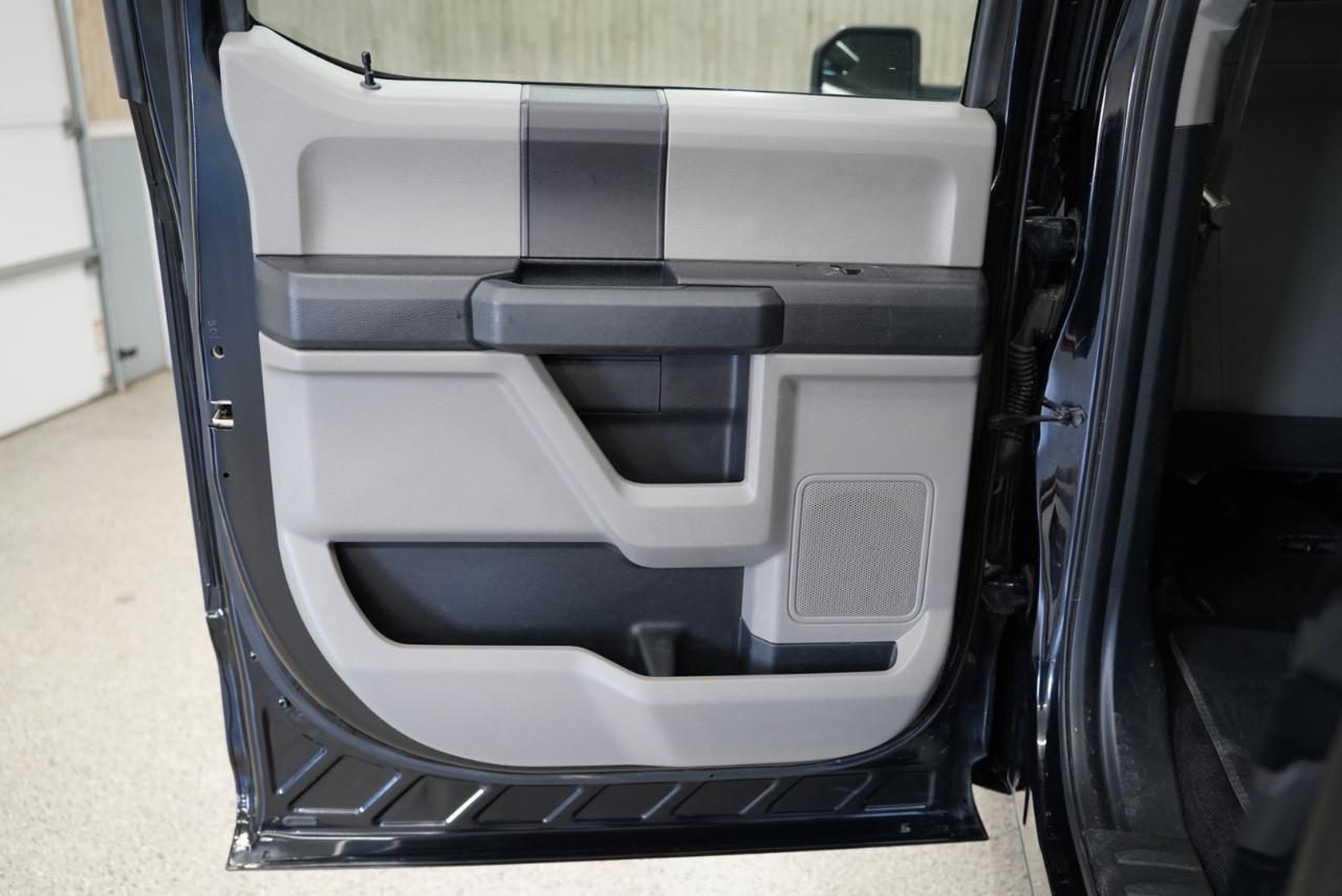 Ford F-150 2WD SuperCrew 157" XL 2016