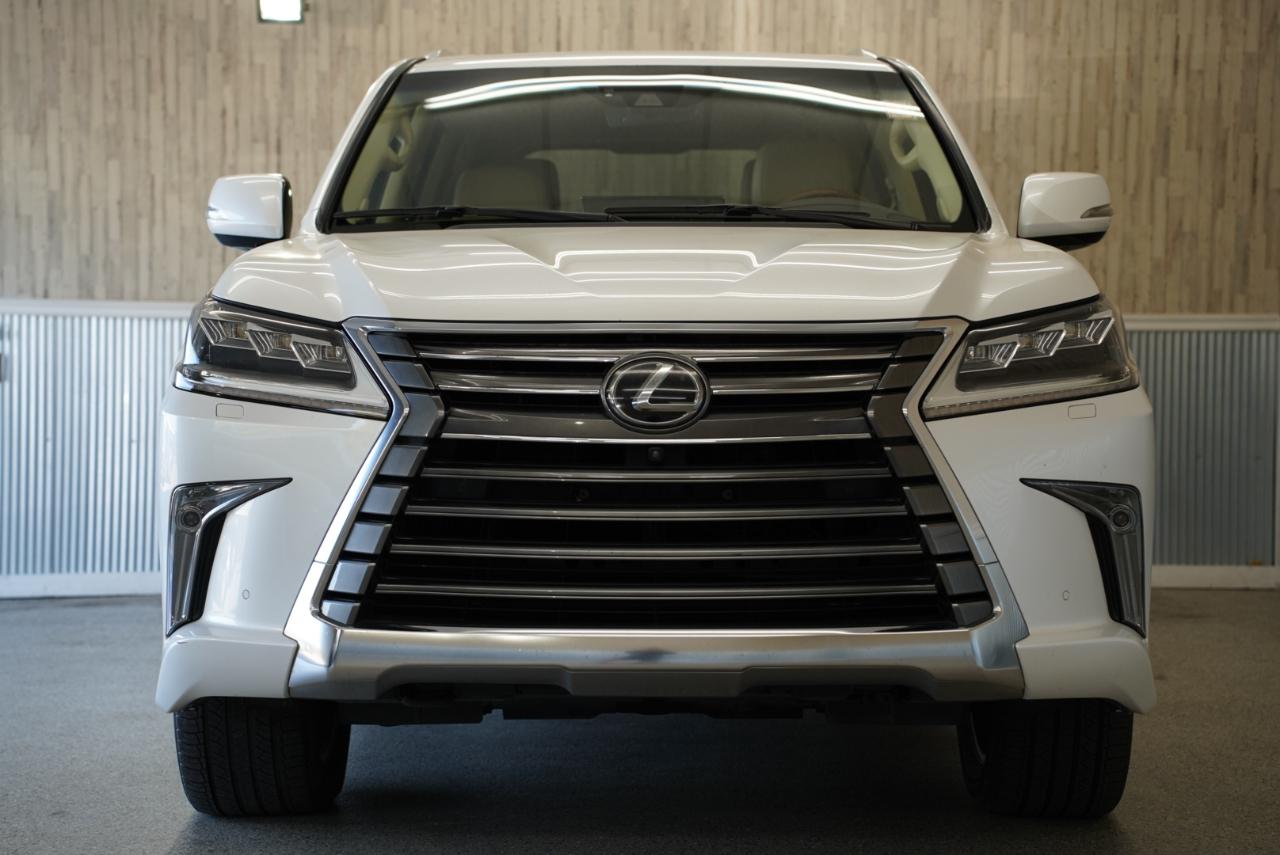 Lexus LX LX  570 Two Row 4WD 2019