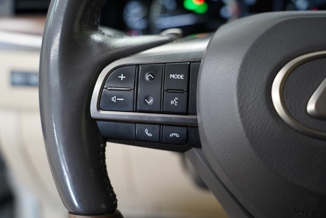 Lexus LX LX  570 Two Row 4WD 2019