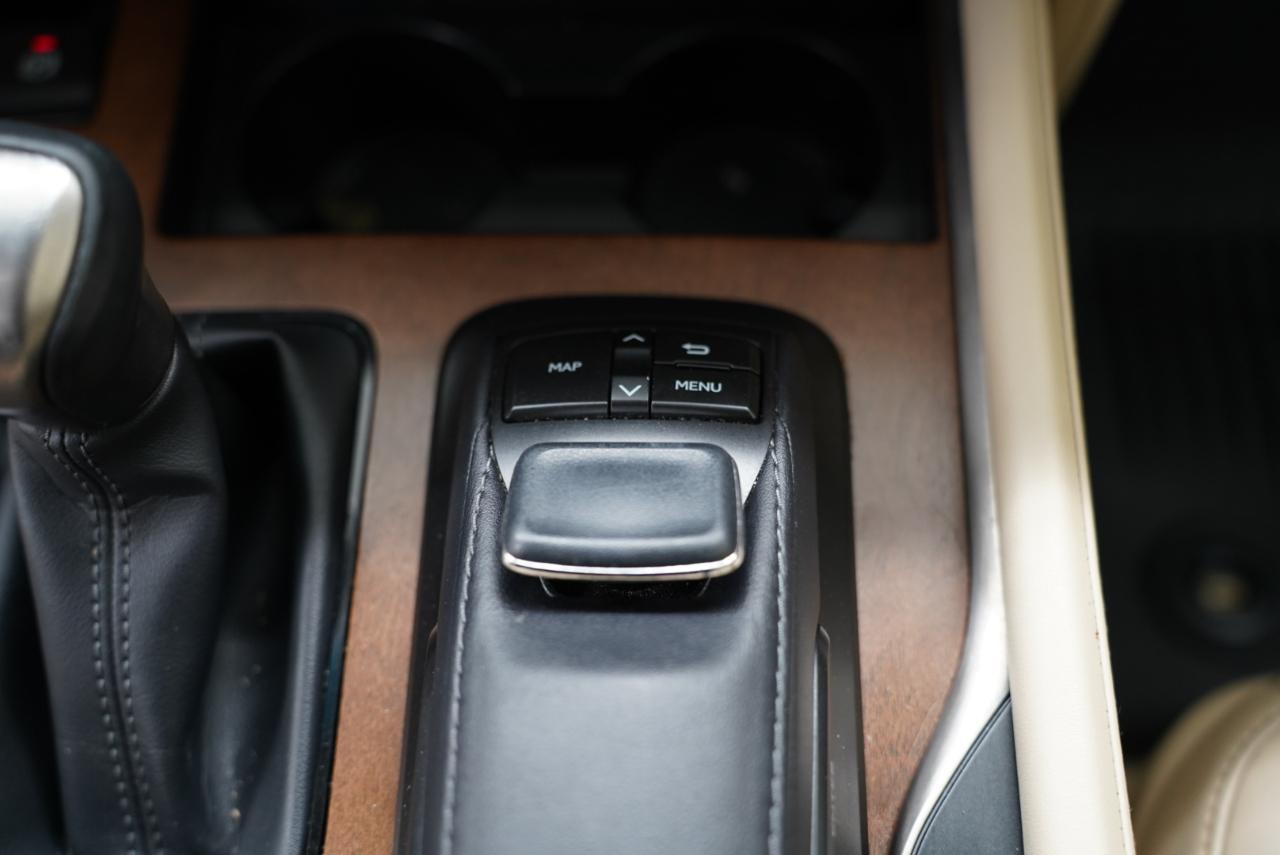Lexus LX LX  570 Two Row 4WD 2019