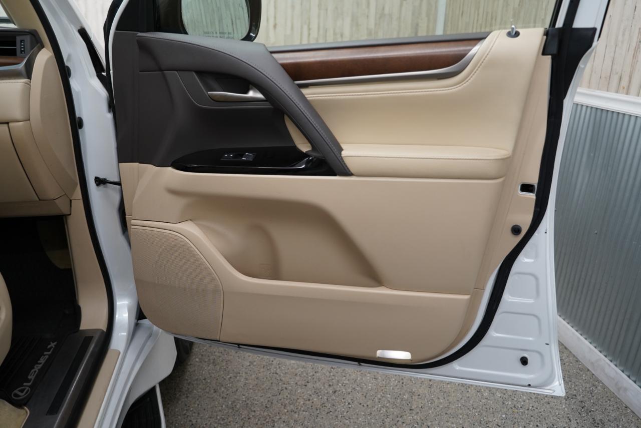 Lexus LX LX  570 Two Row 4WD 2019