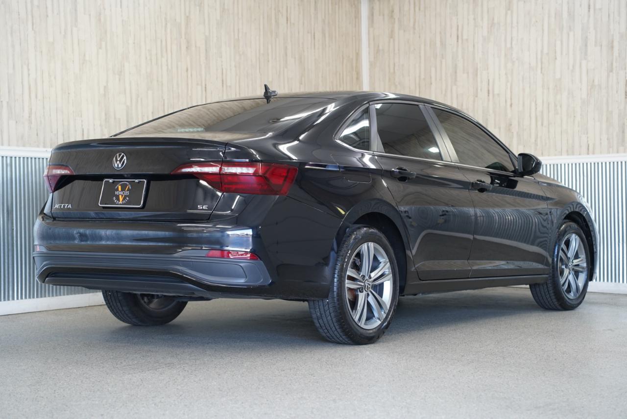 Volkswagen Jetta SE Auto 2024