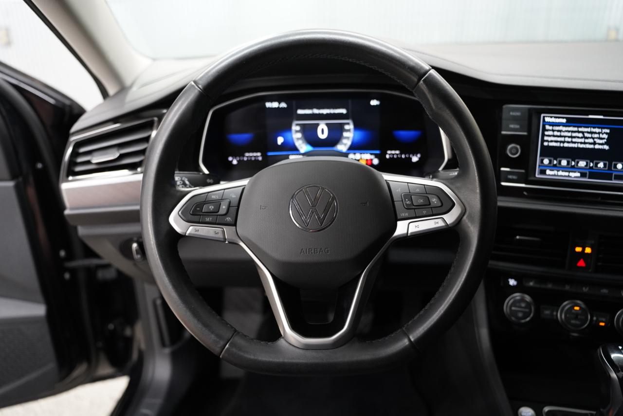 Volkswagen Jetta SE Auto 2024