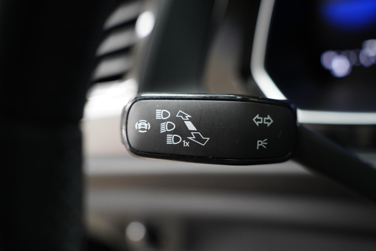 Volkswagen Jetta SE Auto 2024