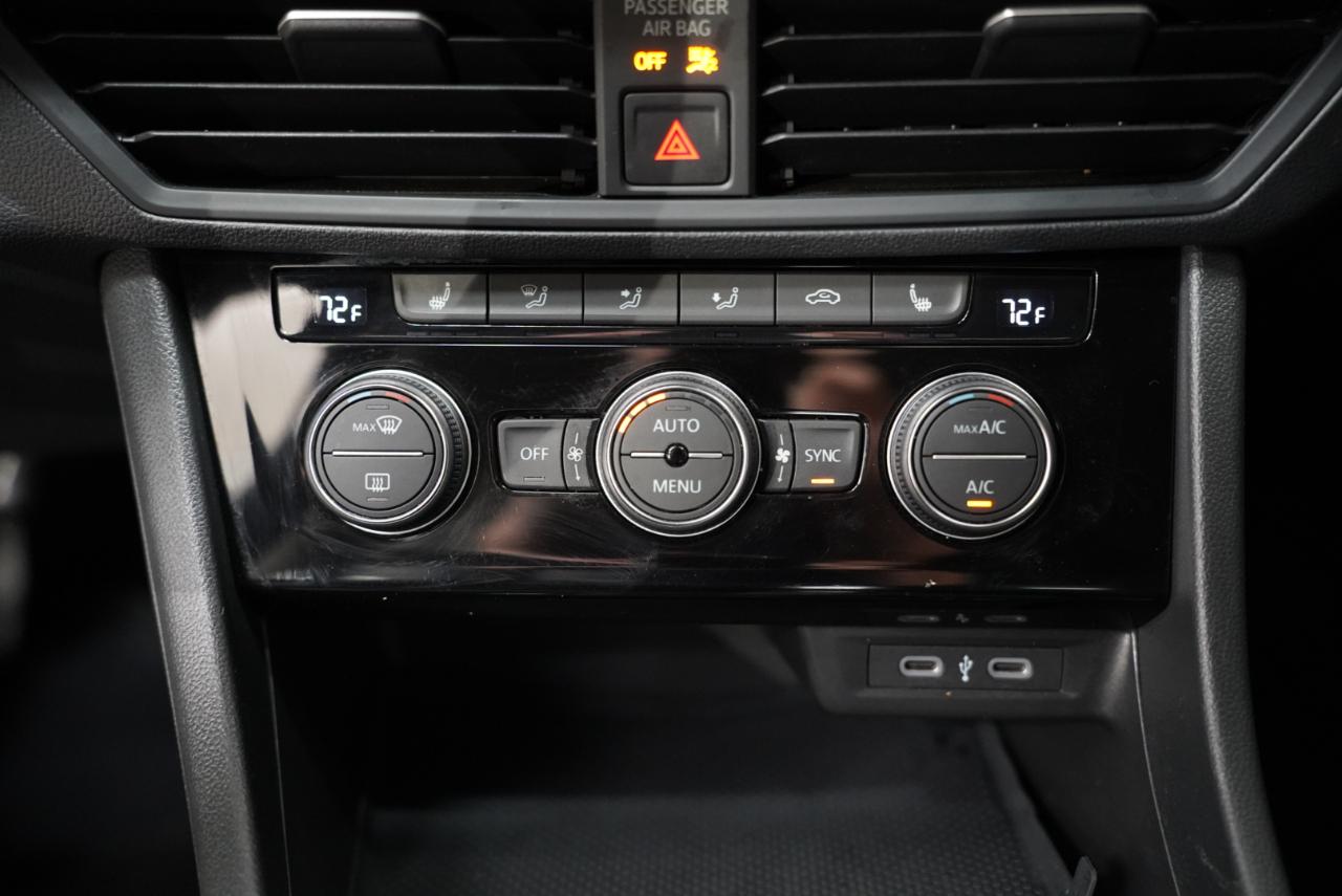 Volkswagen Jetta SE Auto 2024