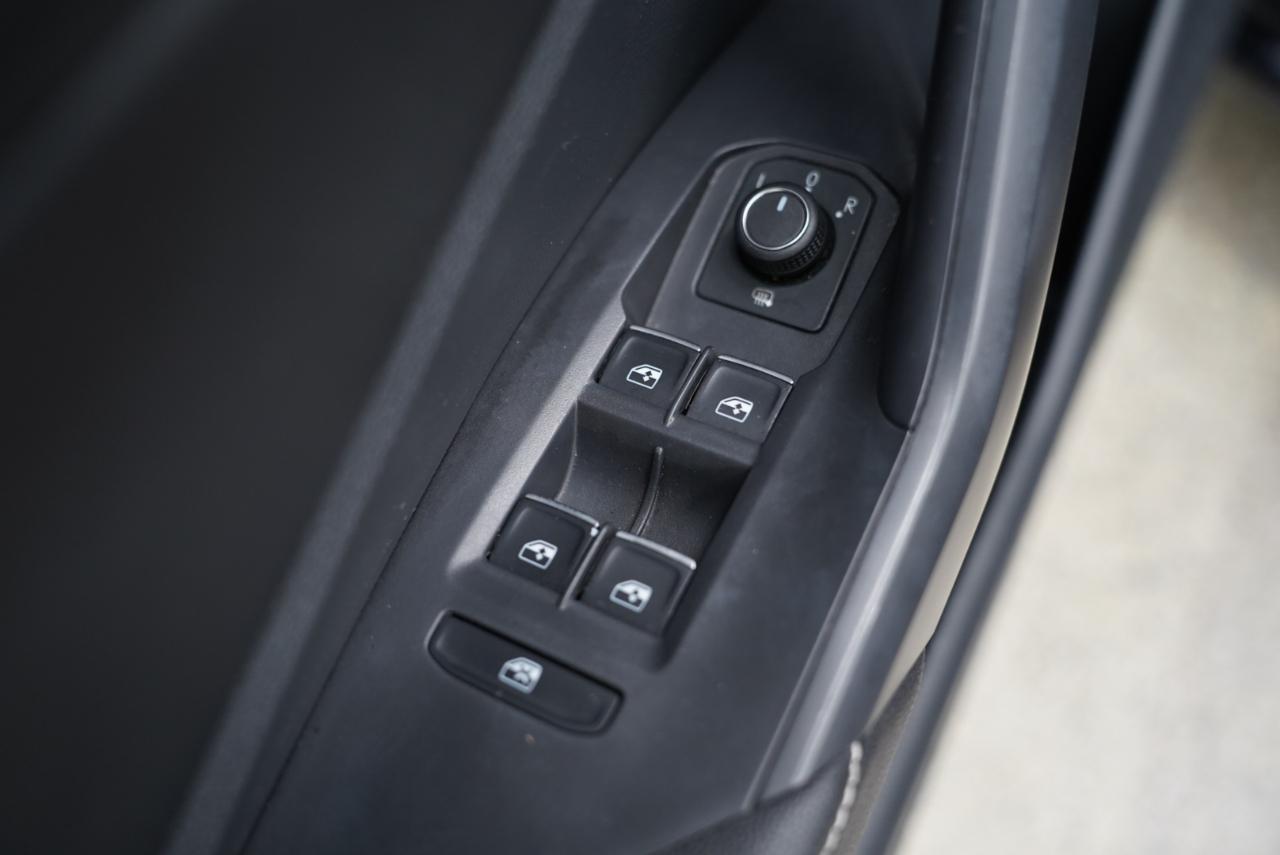 Volkswagen Jetta SE Auto 2024