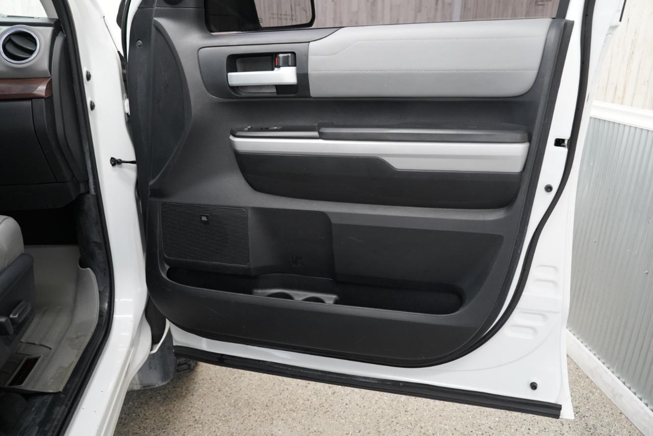 Toyota Tundra 4WD  2019