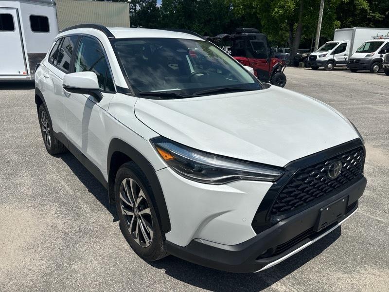Toyota Corolla Cross XLE 2WD (Natl) 2024