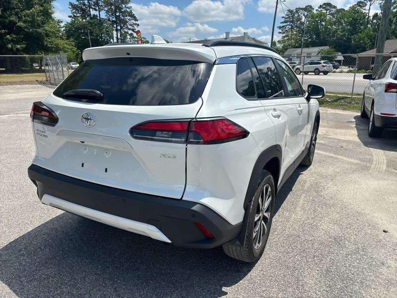 Toyota Corolla Cross XLE 2WD (Natl) 2024