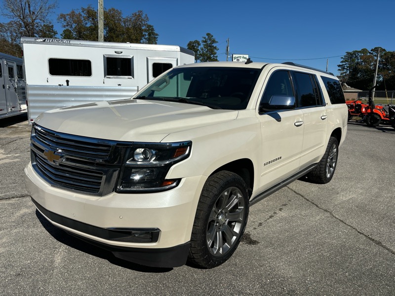 2015 Chevrolet Suburban LTZ photo 2