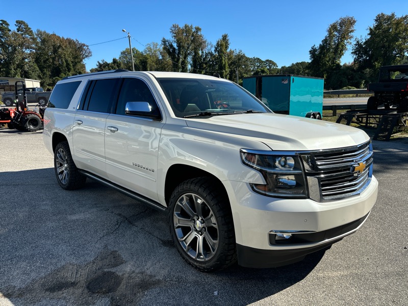 2015 Chevrolet Suburban LTZ photo 4