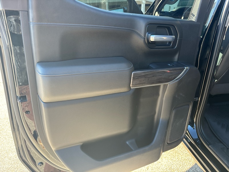 Chevrolet Silverado 1500 4WD Crew Cab 147" LTZ 2021 Chevrolet Silverado 1500 4WD Crew Cab 147" LTZ 2021