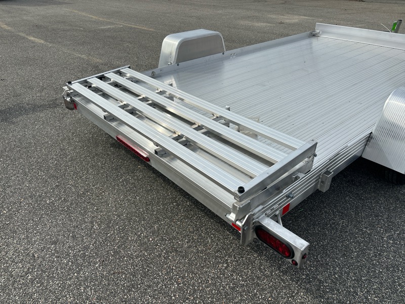 Bear Track BTU65144S  2026