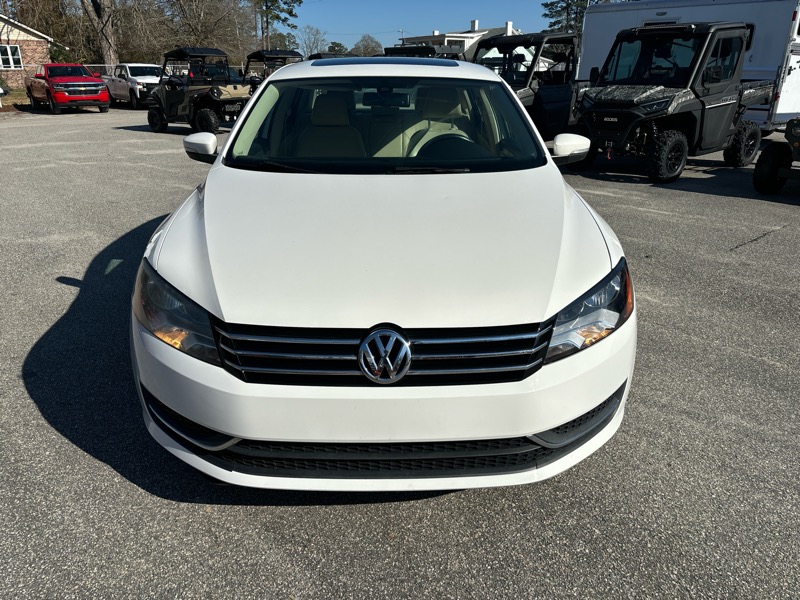 Volkswagen Passat 4dr Sdn 2.5L Auto SE *Ltd Avail* 2014