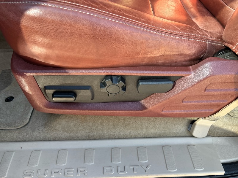 Ford Super Duty F-250 SRW 4WD Crew Cab 156" King Ranch 2010