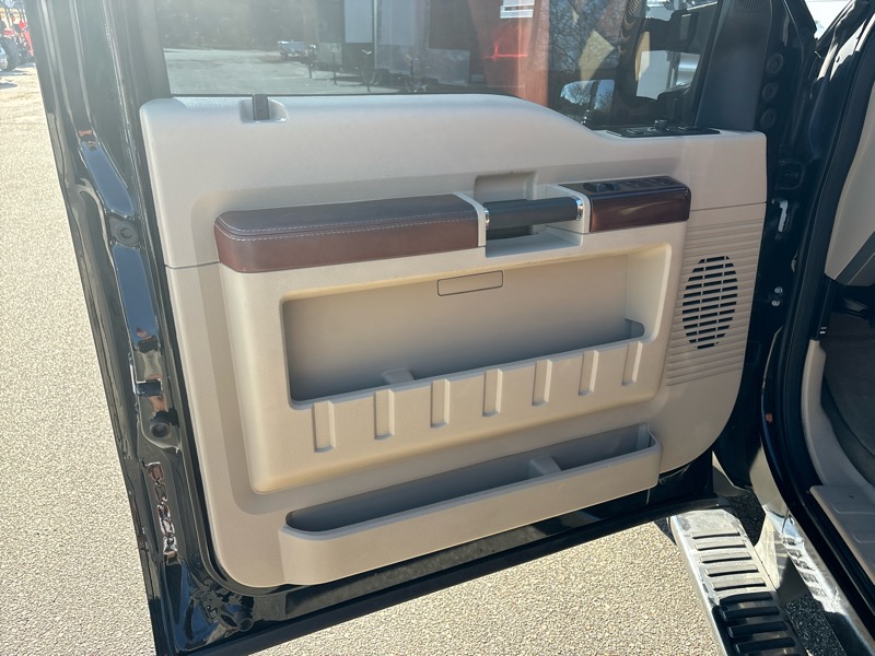 Ford Super Duty F-250 SRW 4WD Crew Cab 156" King Ranch 2010