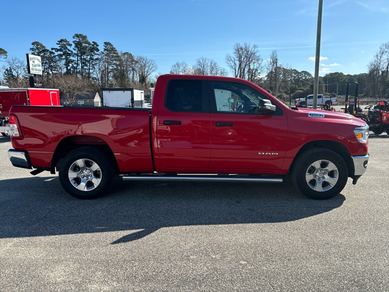 RAM 1500 Big Horn 4x4 Quad Cab 6'4" Box 2023