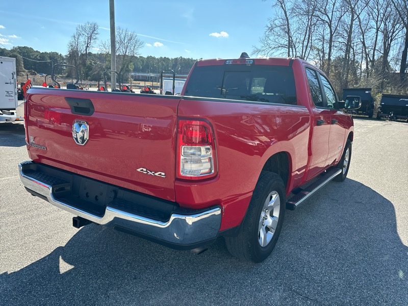 RAM 1500 Big Horn 4x4 Quad Cab 6'4" Box 2023